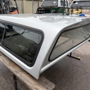 Leer 100XR Topper – Chevrolet Silverado 1500 - Image 3