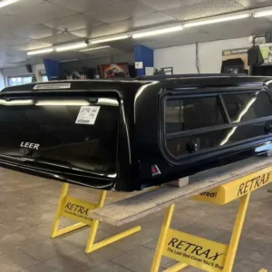 Leer 100XR Topper – GMC Sierra 1500 - Image 1