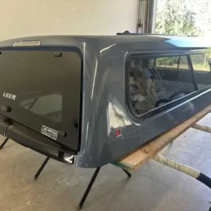 Leer 100XR Topper – Ford F350 - Image 1